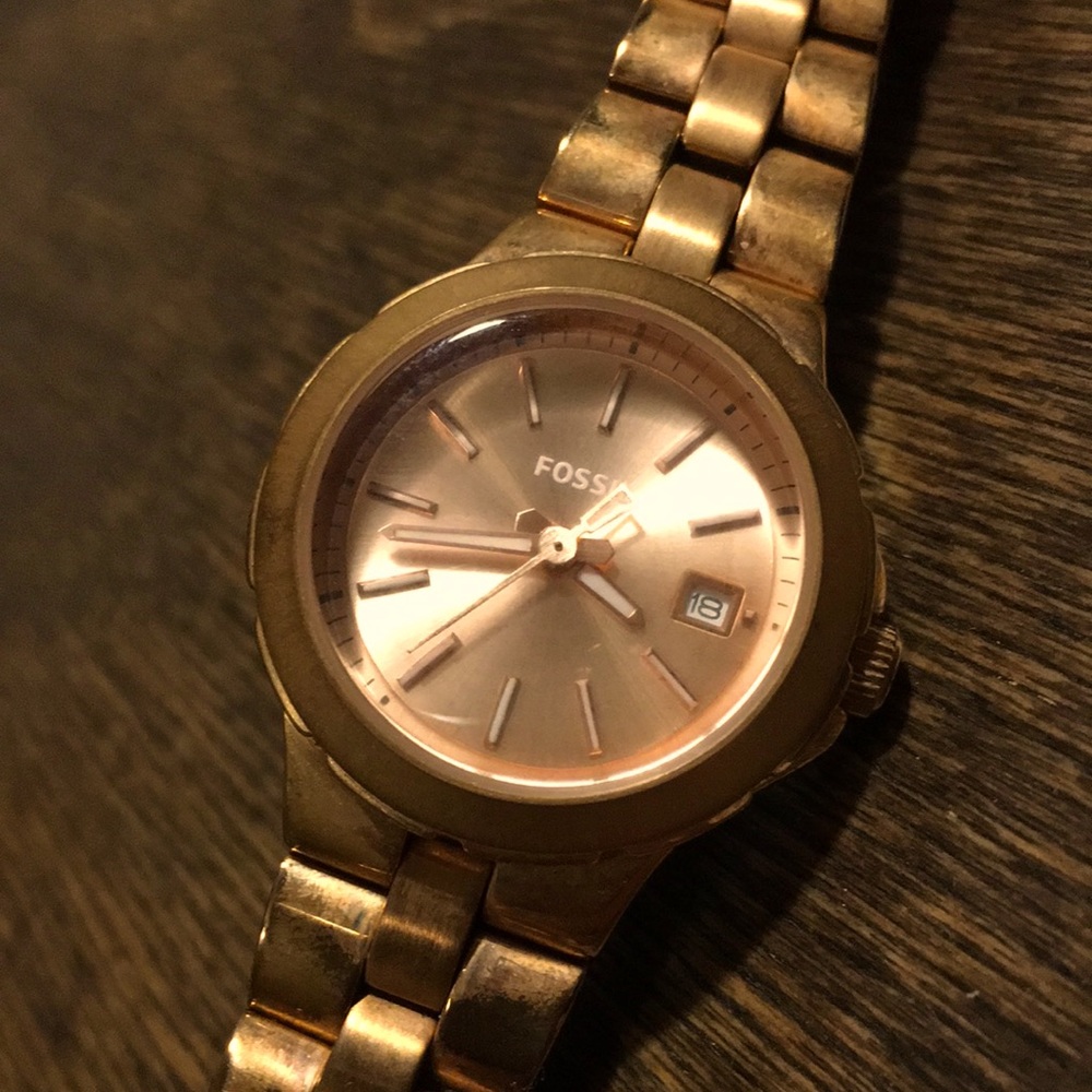 EUC VTG Fossil Women's AM4402 Stainless Steel Analog Rose Gold Dial Watch